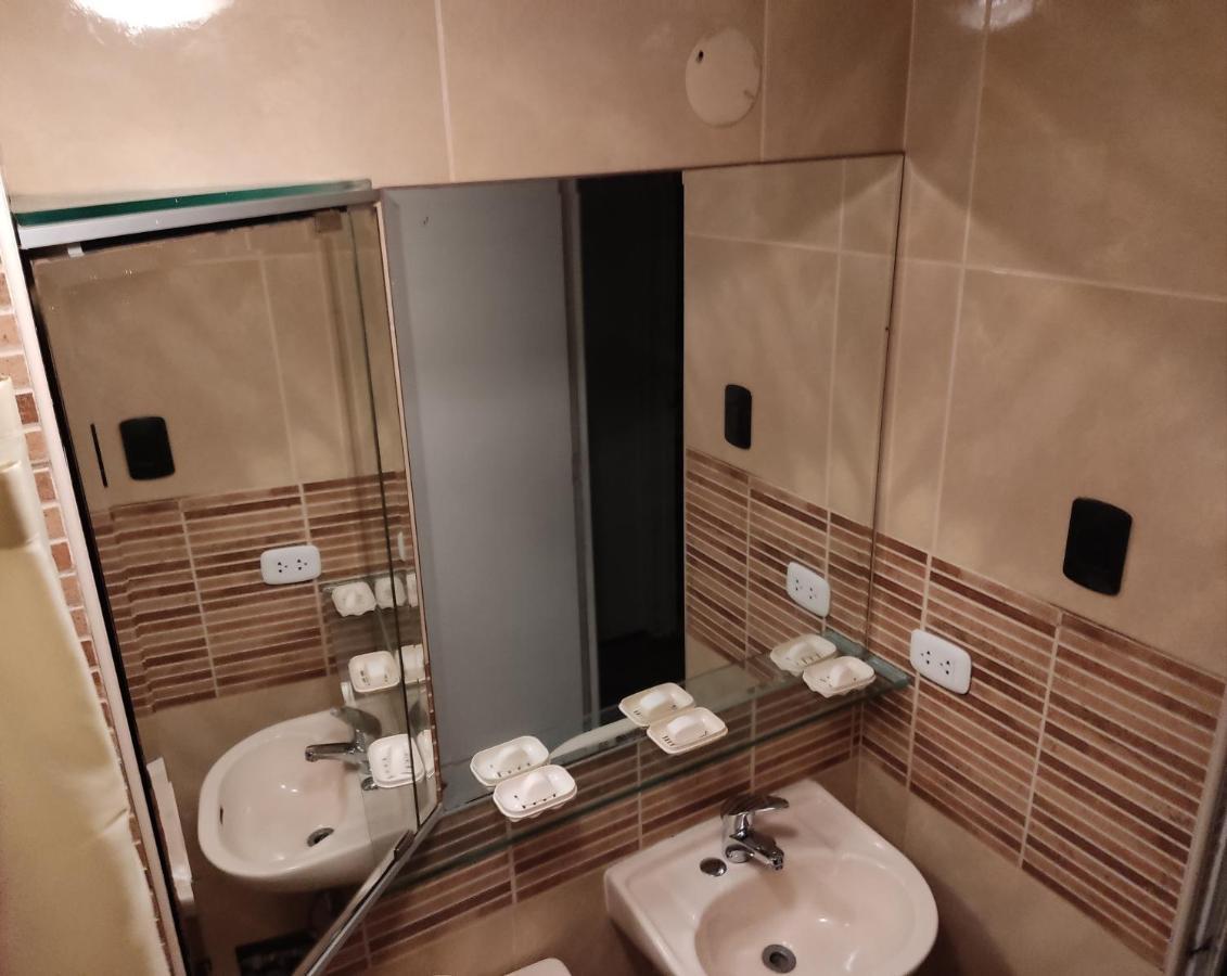 Blue Coast Lima Private Rooms Екстер'єр фото